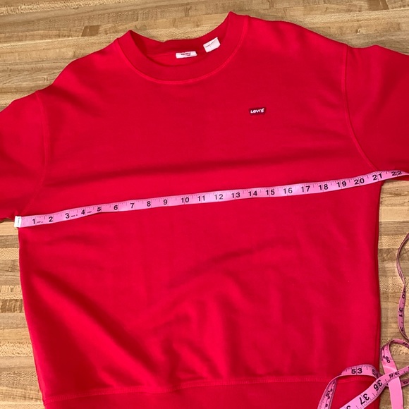Red Levi’s Sweatshirt Size M - Picture 9 of 10
